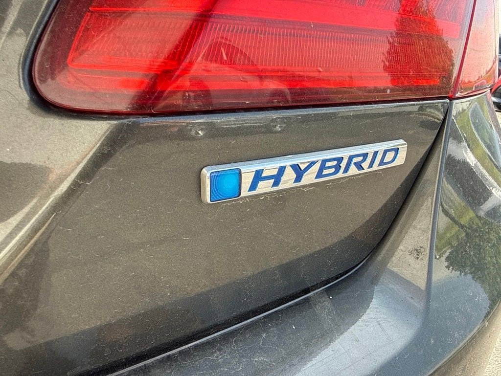 Used 2014 Honda Accord Hybrid Sedan image 4