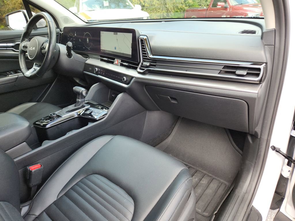 Used 2023 Kia Sportage SX image 11