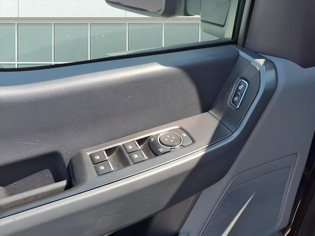 Used 2023 Ford F450 XLT AWD/4WD image 20