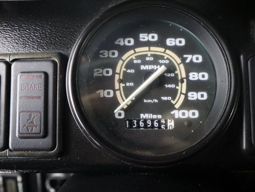 Used 1997 HUMMER H1 4-Door Open Top image 29