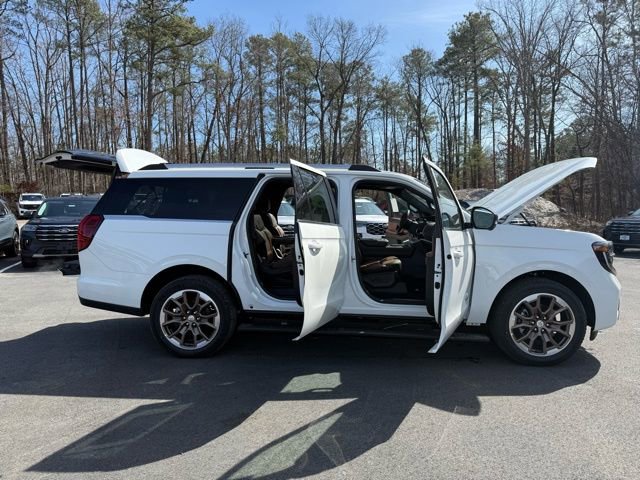 New 2026 Ford Expedition Max King Ranch image 29