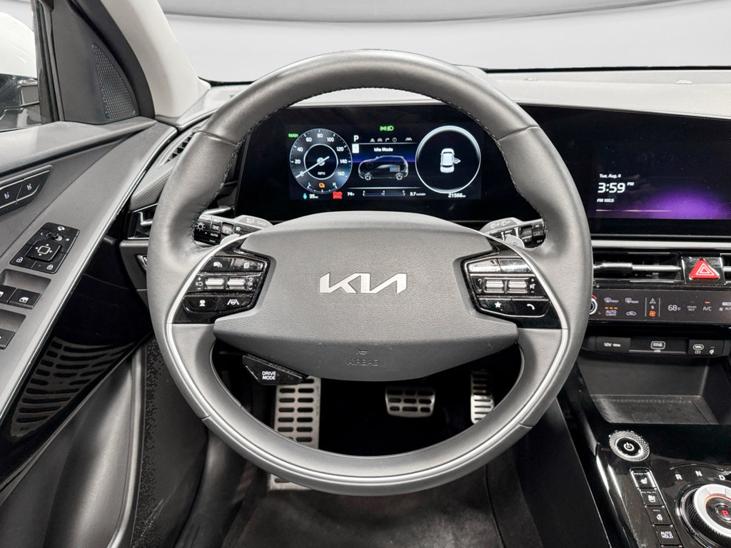 Used 2023 Kia Niro Wave w/ Wave Preserve Package FWD image 8