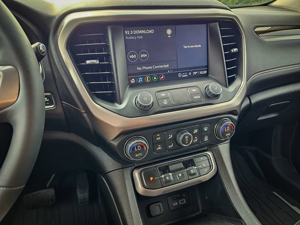 Used 2023 GMC Acadia AT4 w/ Technology Package AWD/4WD image 25