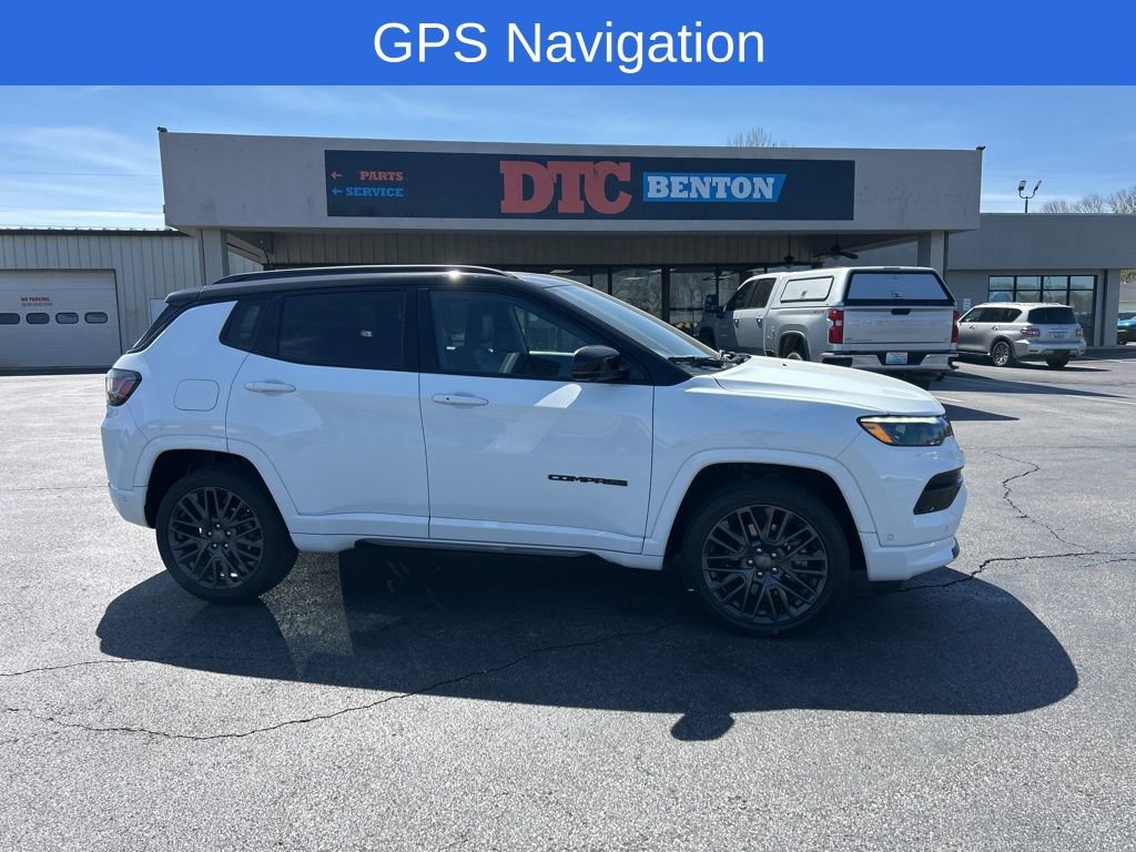Used 2023 Jeep Compass High Altitude w/ Driver Assist Group I AWD/4WD image 3