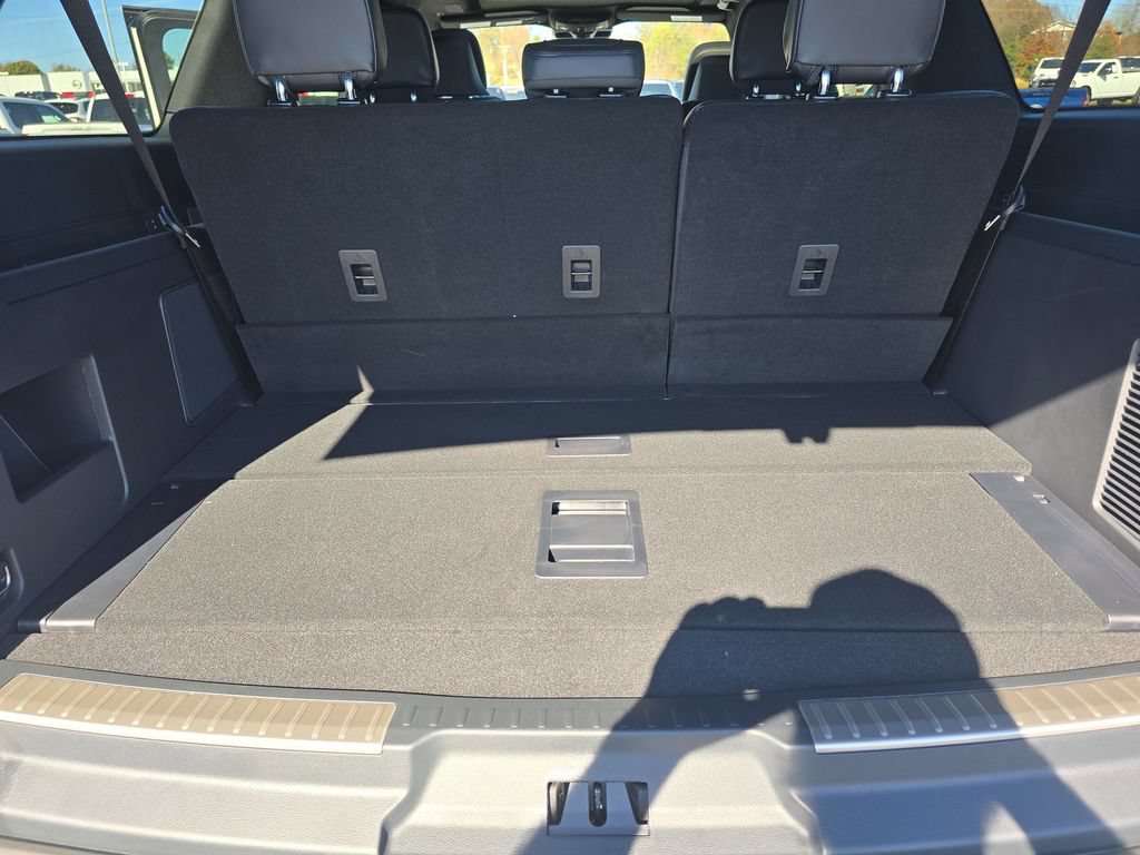 Used 2024 Lincoln Navigator L Reserve AWD/4WD image 25