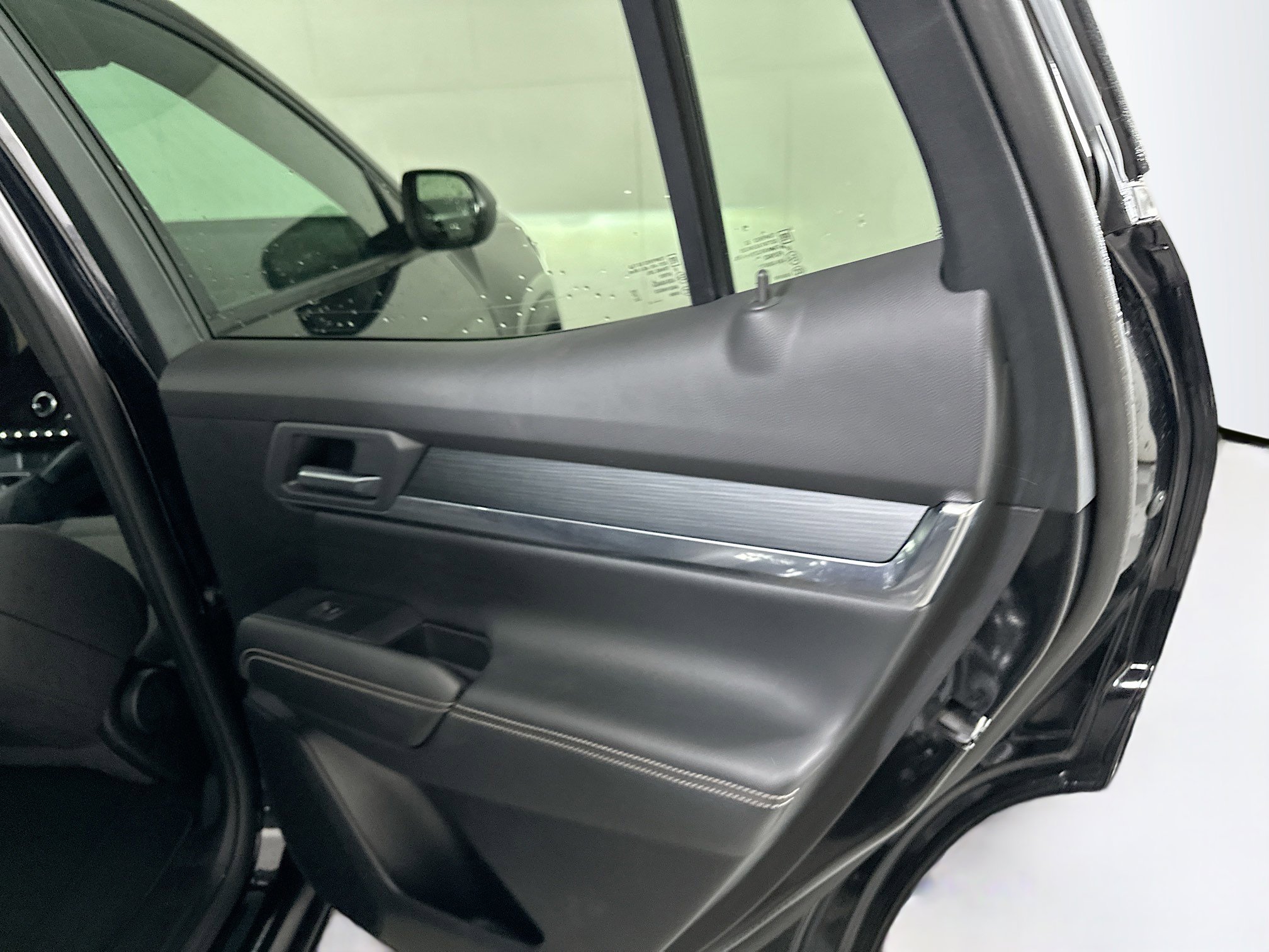 Used 2025 GMC Terrain Elevation image 29