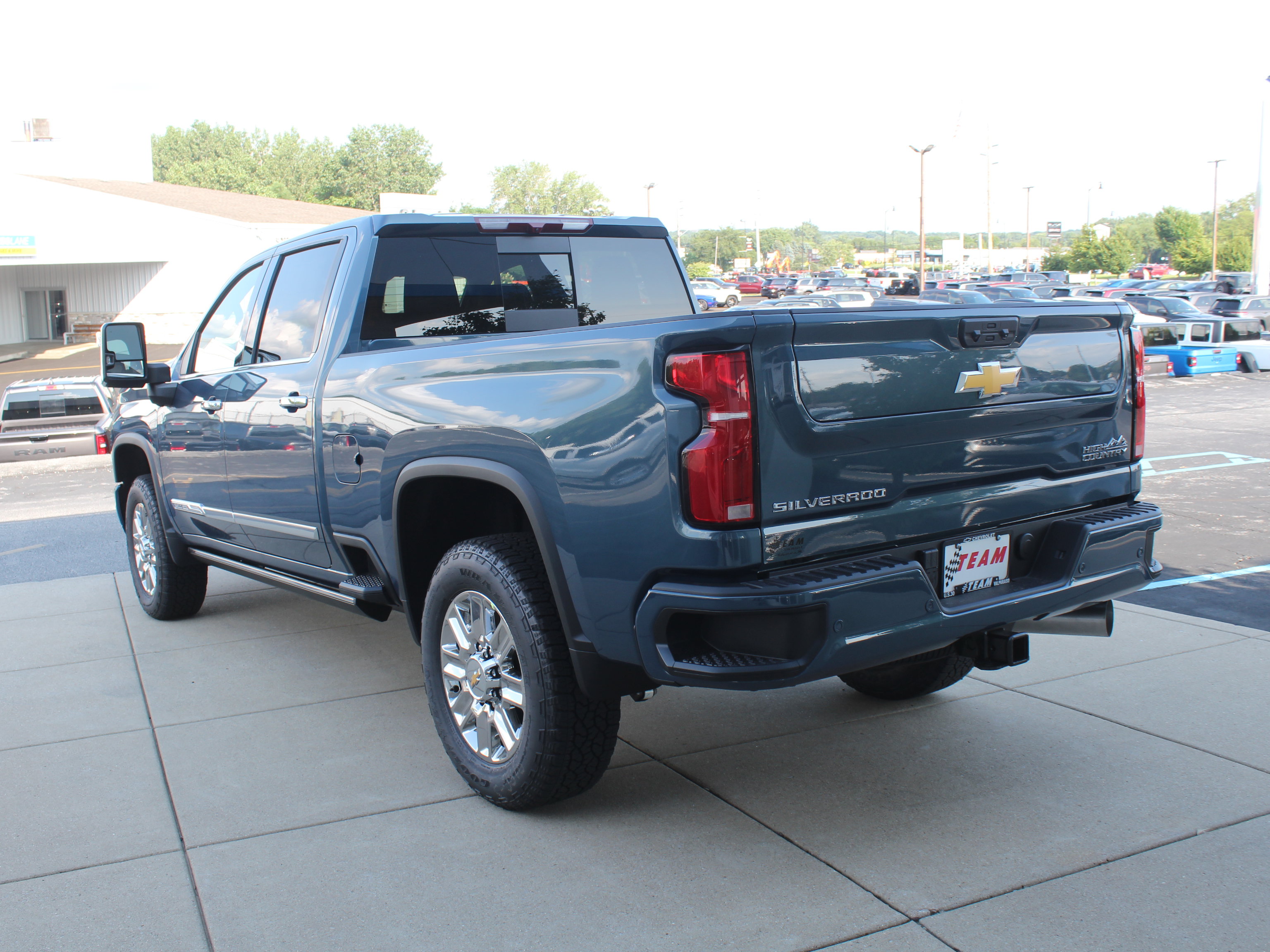 New 2026 Chevrolet Silverado 2500 High Country AWD/4WD image 5