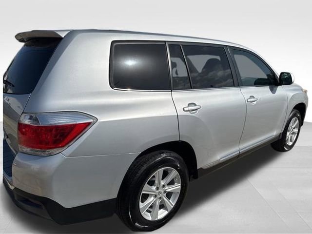 Used 2011 Toyota Highlander 2WD image 6