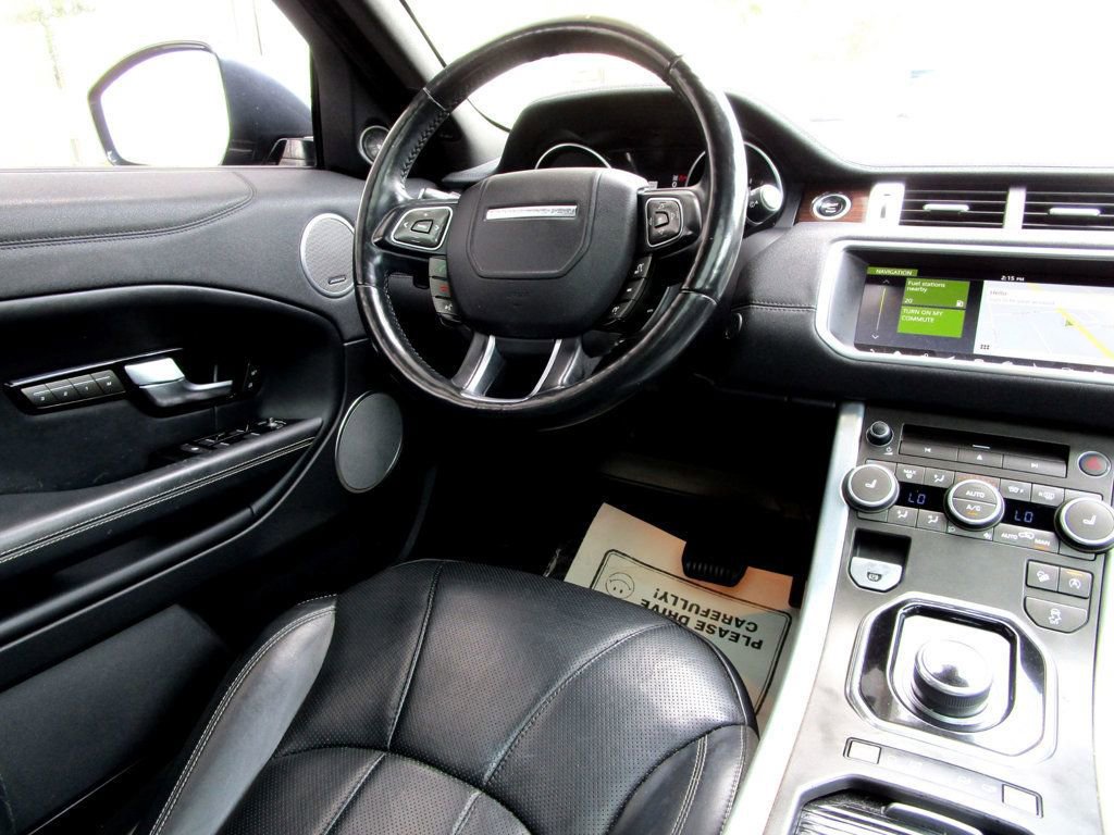 Used 2017 Land Rover Range Rover Evoque HSE AWD/4WD image 19