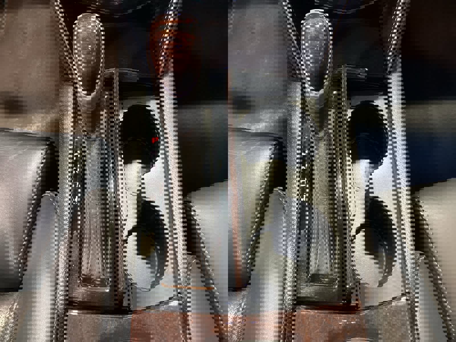 Used 2013 Cadillac XTS Luxury w/ Driver Awareness Package image 17