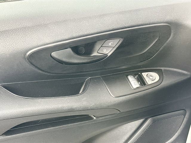 Used 2022 Mercedes-Benz Metris image 21