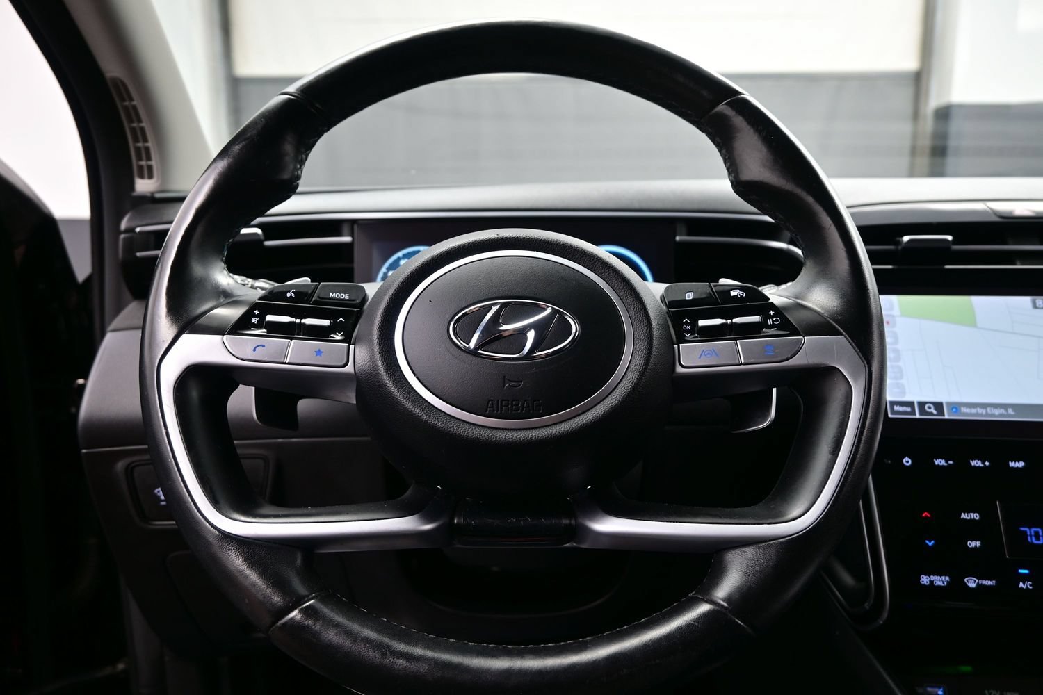 Certified 2023 Hyundai Tucson Limited AWD/4WD image 26