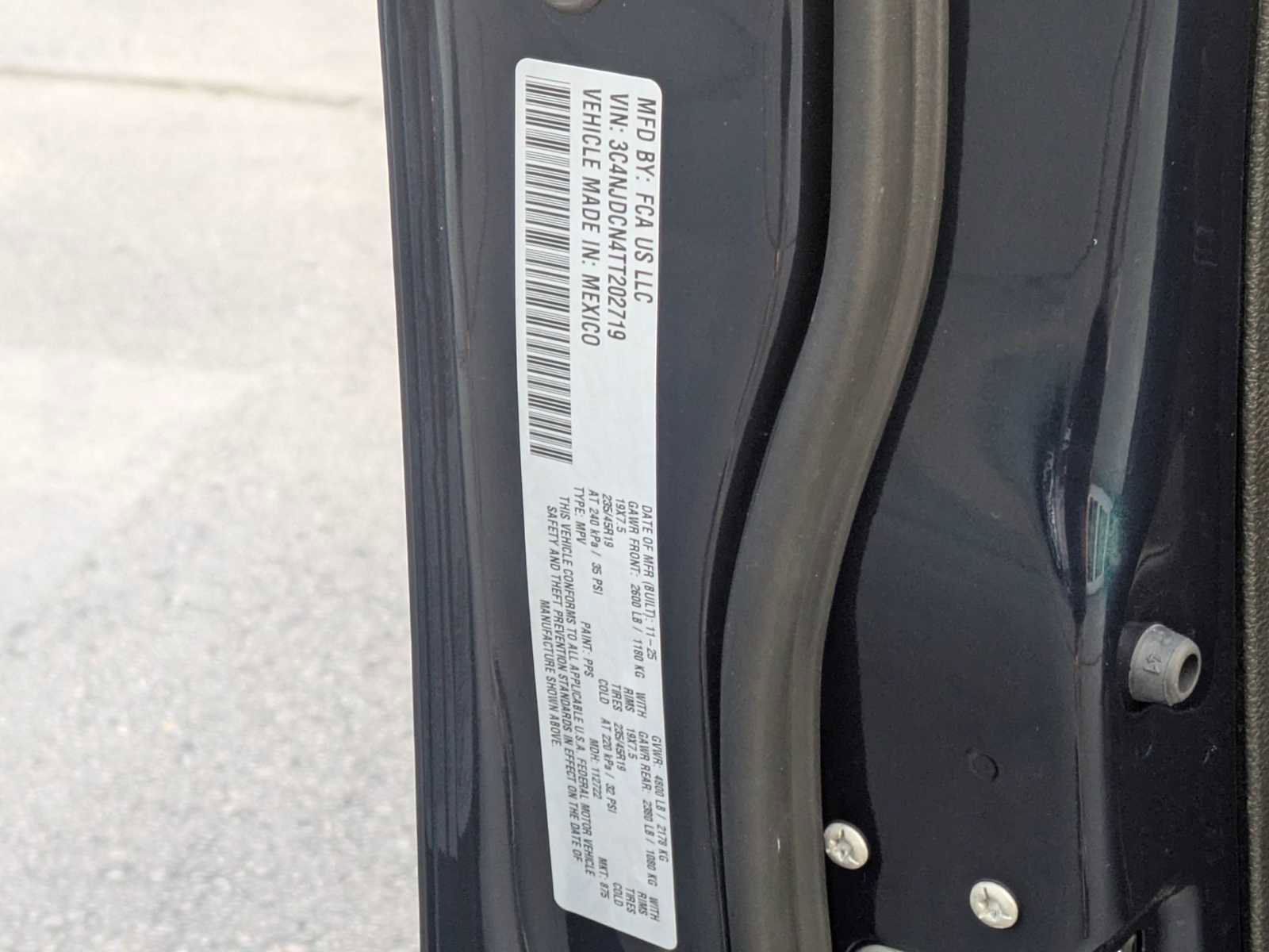 New 2026 Jeep Compass Limited w/ Sun, Sound & Navigation Group AWD/4WD image 31