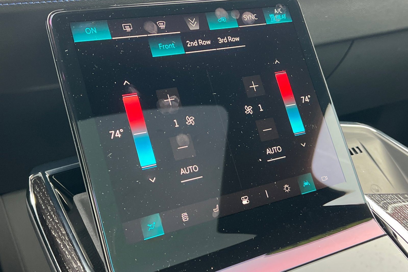 Used 2025 Cadillac Escalade IQ Luxury 1 image 27