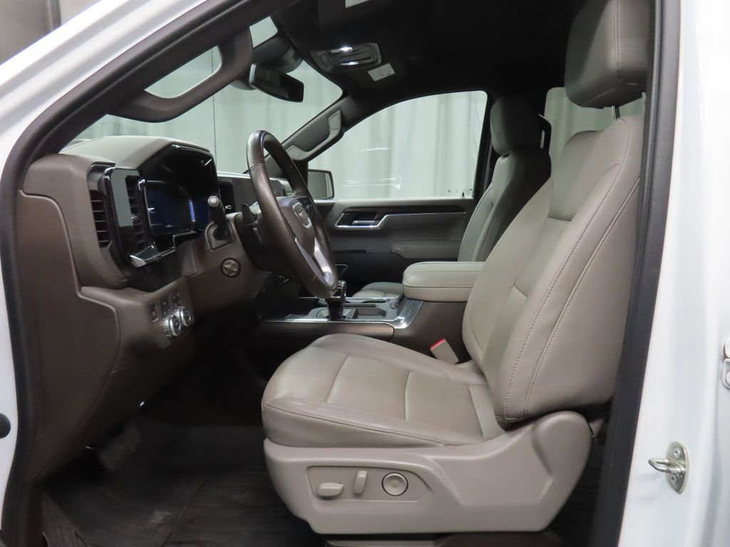 Used 2023 GMC Sierra 1500 SLT w/ SLT Convenience Package AWD/4WD image 12
