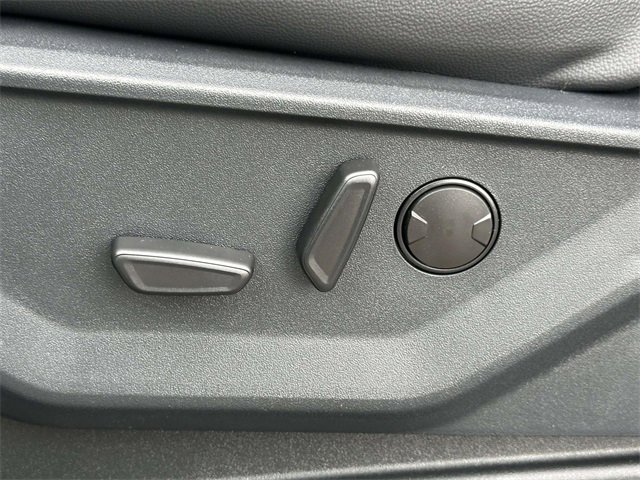 New 2026 Ford F350 Lariat w/ FX4 Off-Road Package image 18