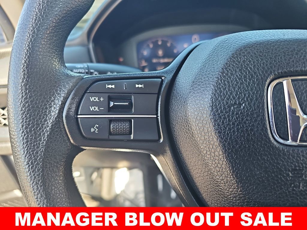 Used 2023 Honda Accord EX image 16