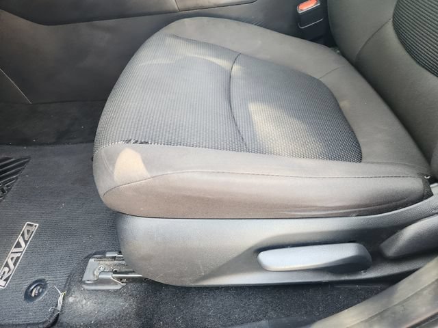 Used 2024 Toyota RAV4 LE FWD image 24