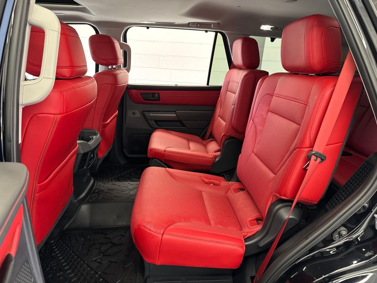 Used 2023 Toyota Sequoia TRD Pro AWD/4WD image 44