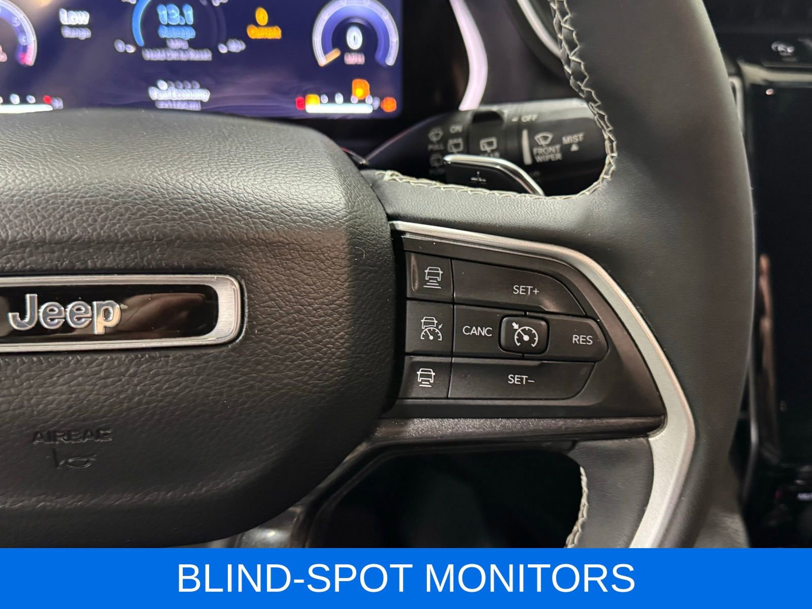 Used 2023 Jeep Grand Cherokee Altitude image 20