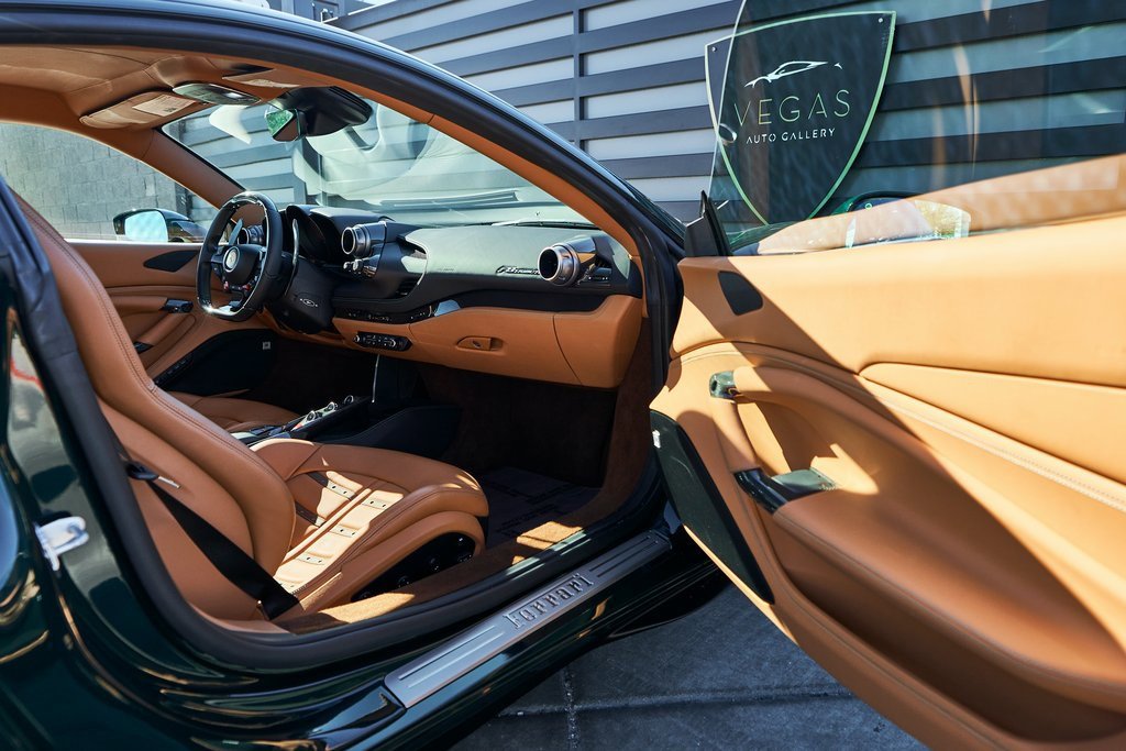 Used 2022 Ferrari F8 Tributo image 26