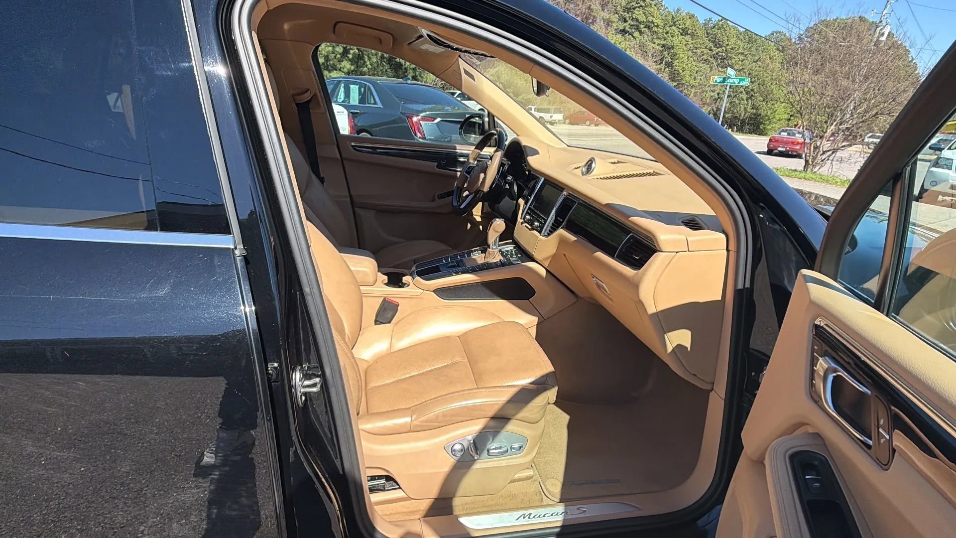 Used 2015 Porsche Macan S AWD/4WD image 13