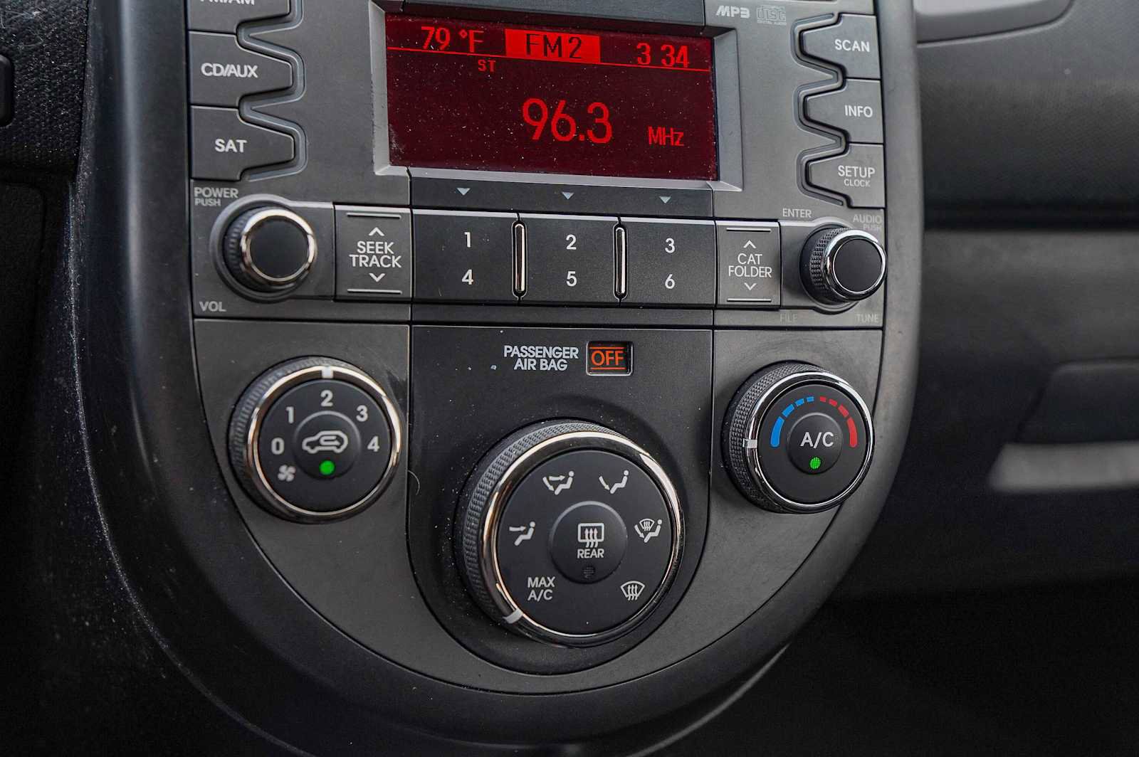 Used 2011 Kia Soul + image 18