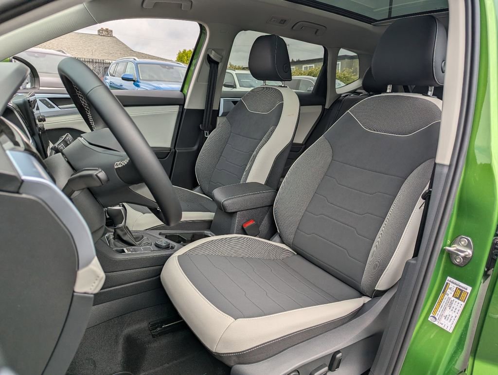New 2026 Volkswagen Taos SE AWD/4WD image 25
