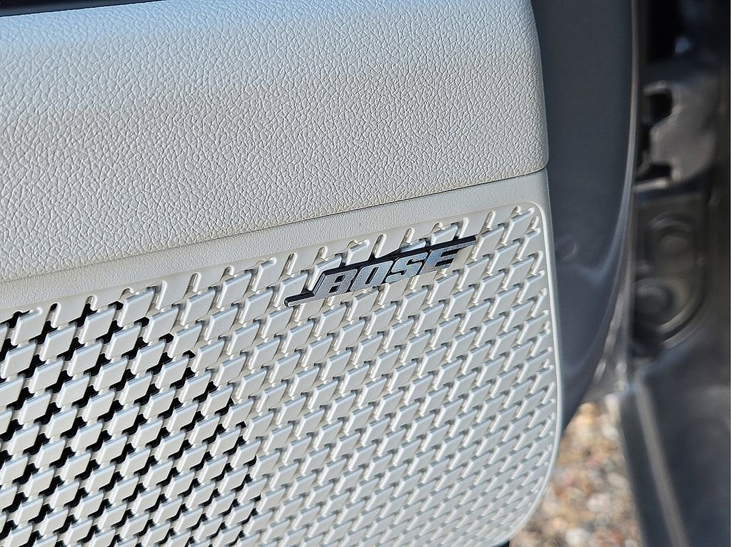 Used 2025 Hyundai Elantra Limited image 23