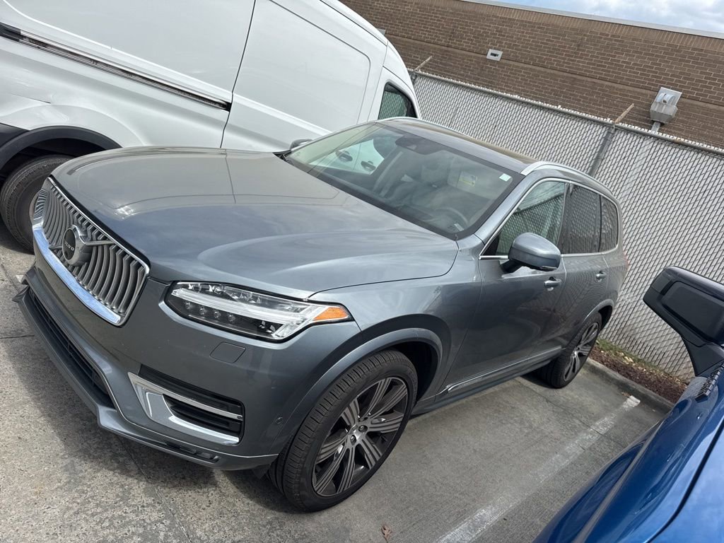 Used 2020 Volvo XC90 T6 Inscription w/ Protection Package AWD/4WD image 4