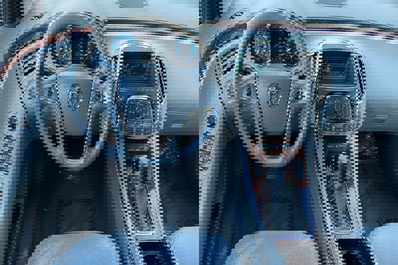 Used 2011 Buick LaCrosse CXL image 15