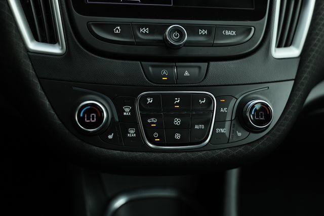 Used 2023 Chevrolet Malibu LT FWD image 36
