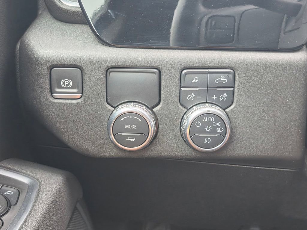 Used 2025 GMC Sierra 1500 SLT RWD image 35