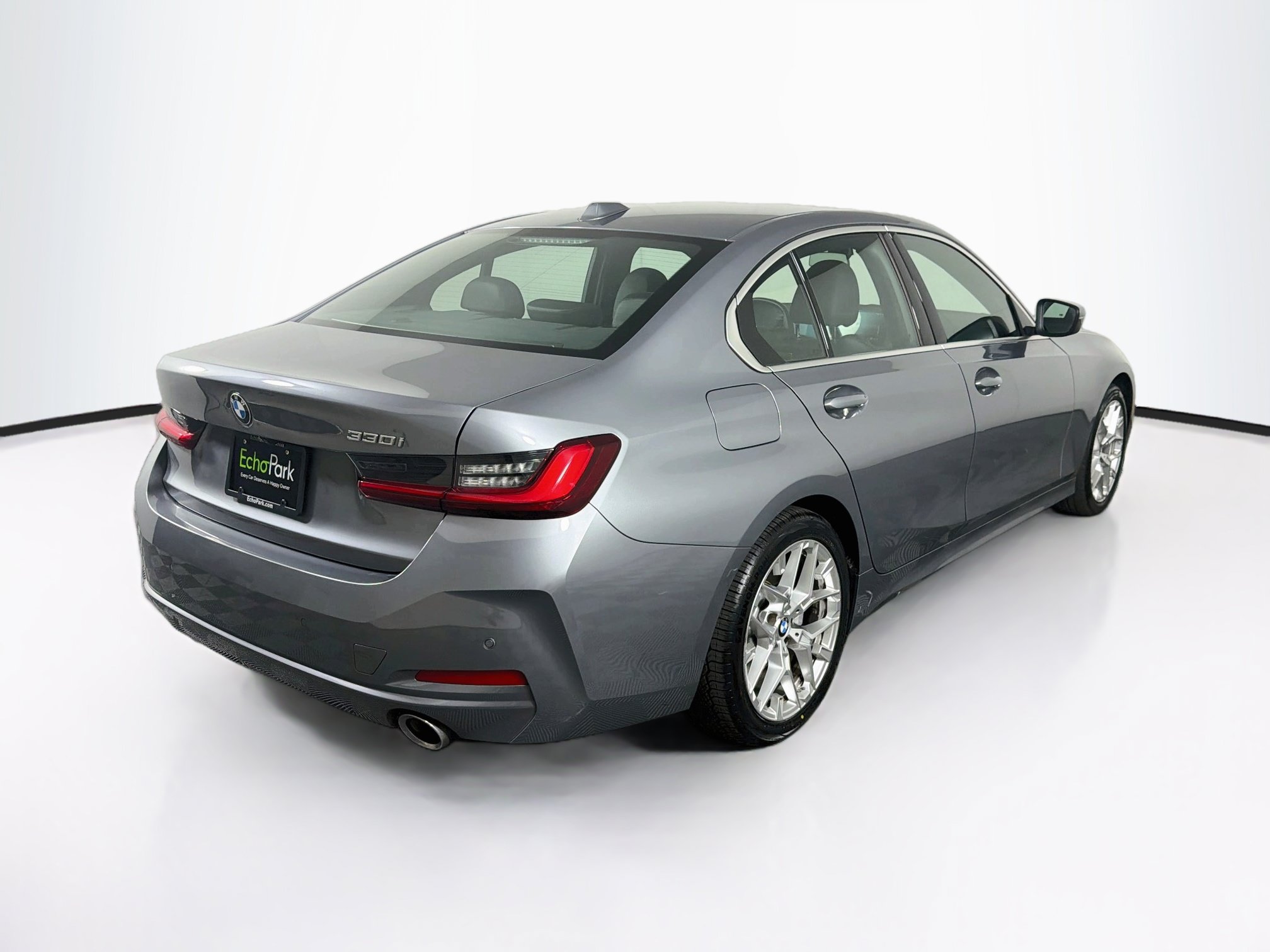 Used 2026 BMW 330i Sedan RWD image 9