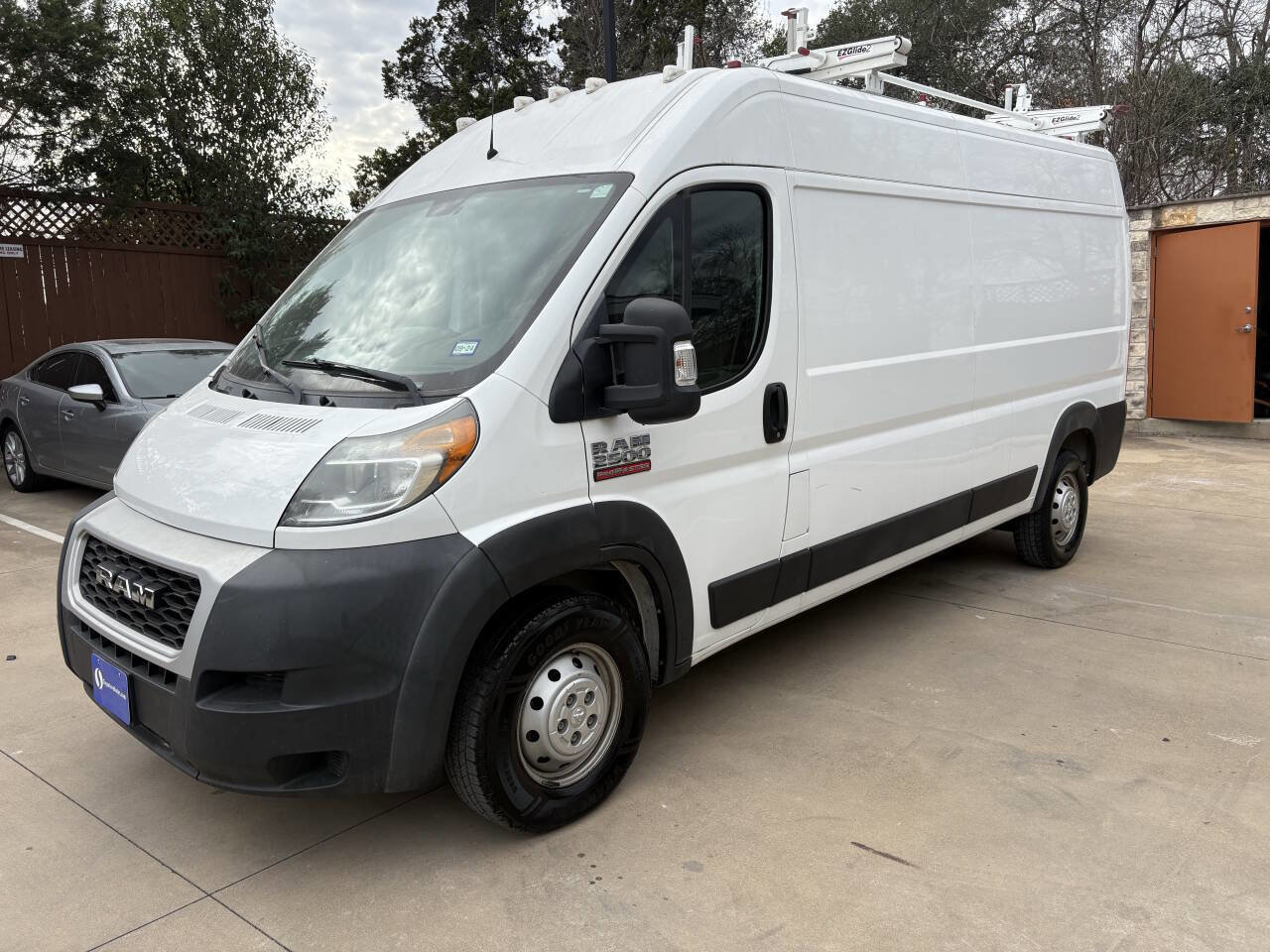 Used 2019 RAM ProMaster 2500 w/ Interior Convenience Group image 5