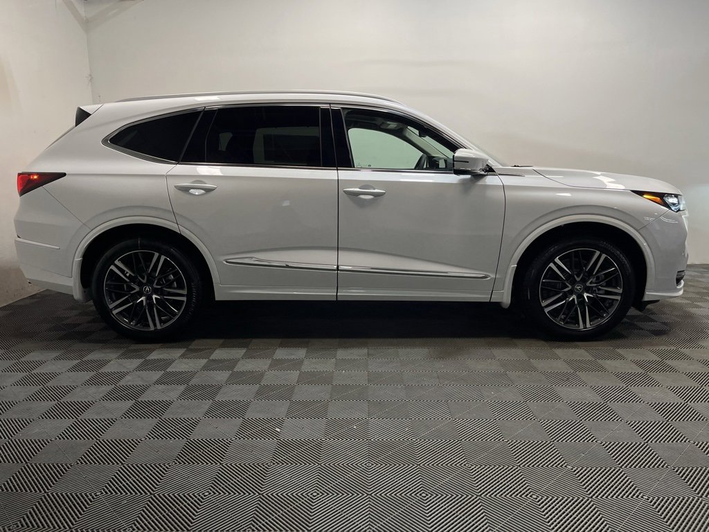 New 2026 Acura MDX w/ Advance Package image 2