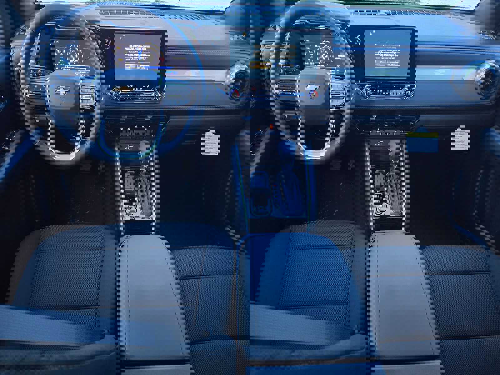 New 2024 Chevrolet Colorado LT w/ LT Convenience Package II image 19