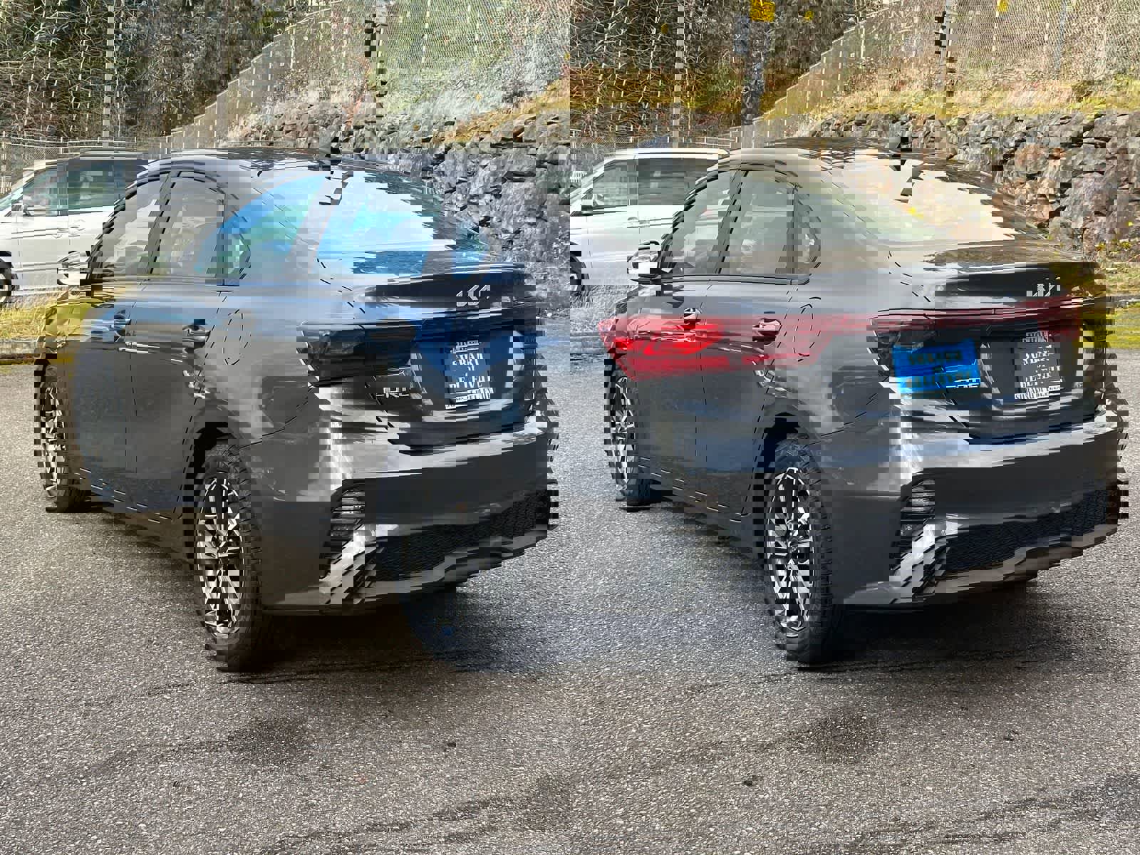 Used 2022 Kia Forte LXS w/ LXS Technology Package image 3