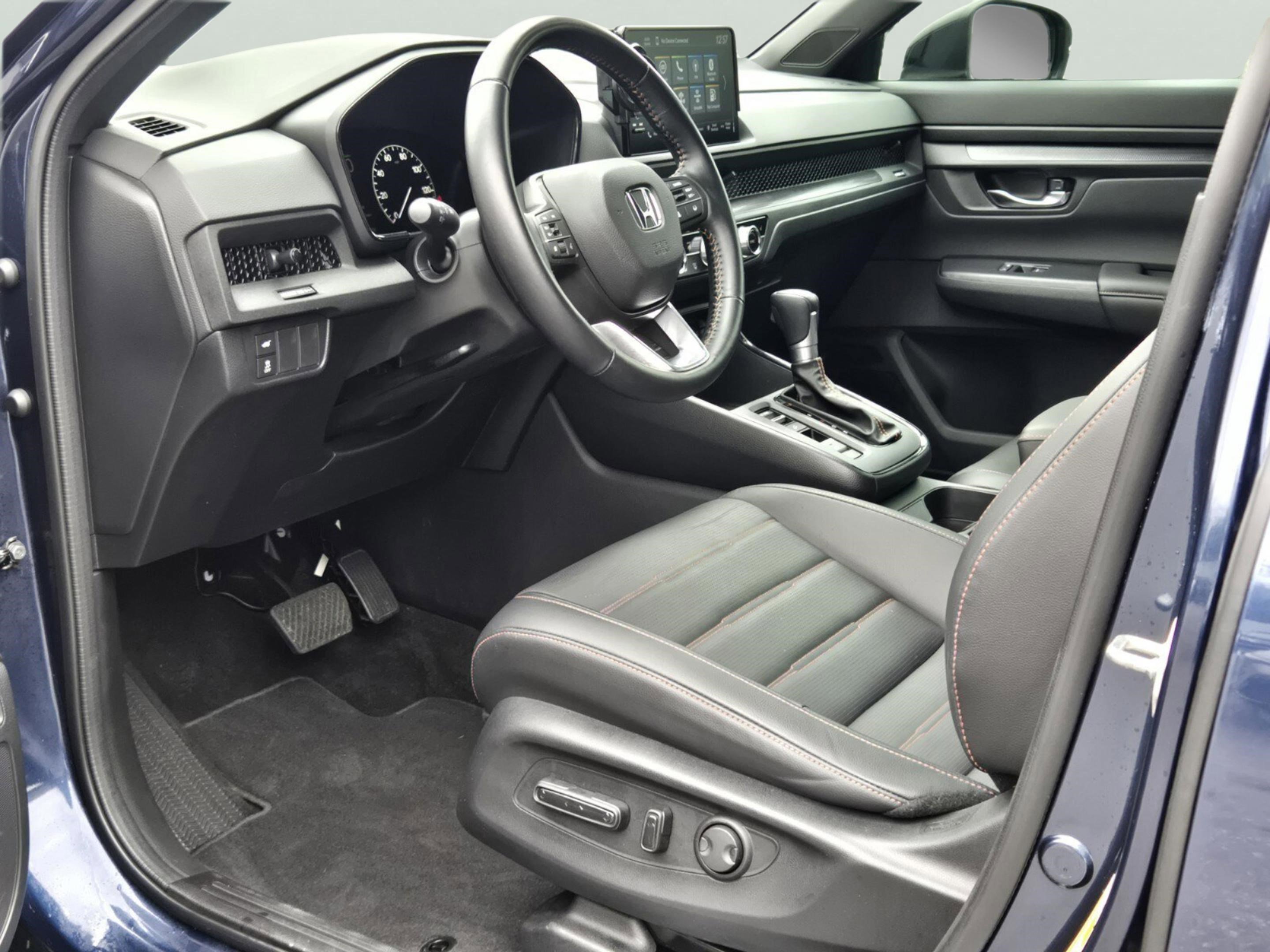 Used 2025 Honda CR-V Sport-L image 17