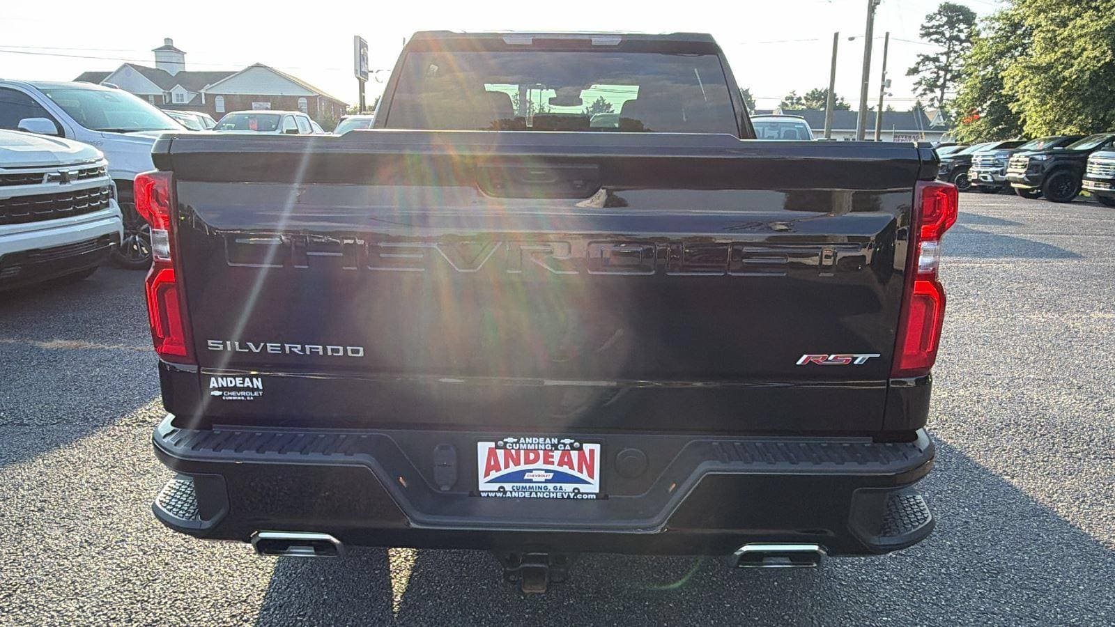 Used 2024 Chevrolet Silverado 1500 RST w/ Z71 Off-Road Package AWD/4WD image 6