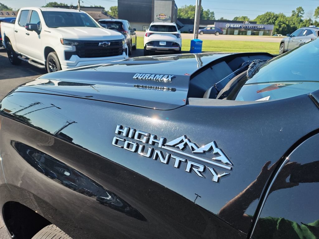 Used 2022 Chevrolet Silverado 1500 High Country AWD/4WD image 27
