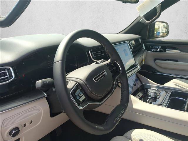 New 2026 Jeep Grand Wagoneer Summit image 3