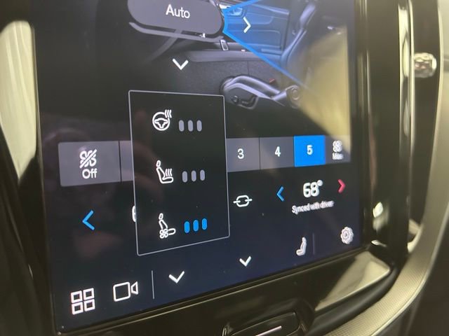 Certified 2025 Volvo XC60 T8 Ultra image 23