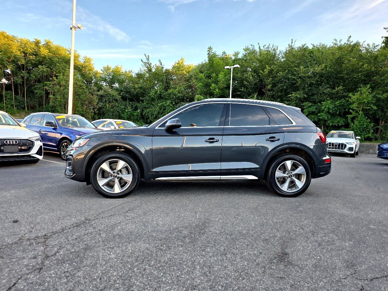 Used 2023 Audi Q5 2.0T Premium Plus w/ Premium Plus Package image 7
