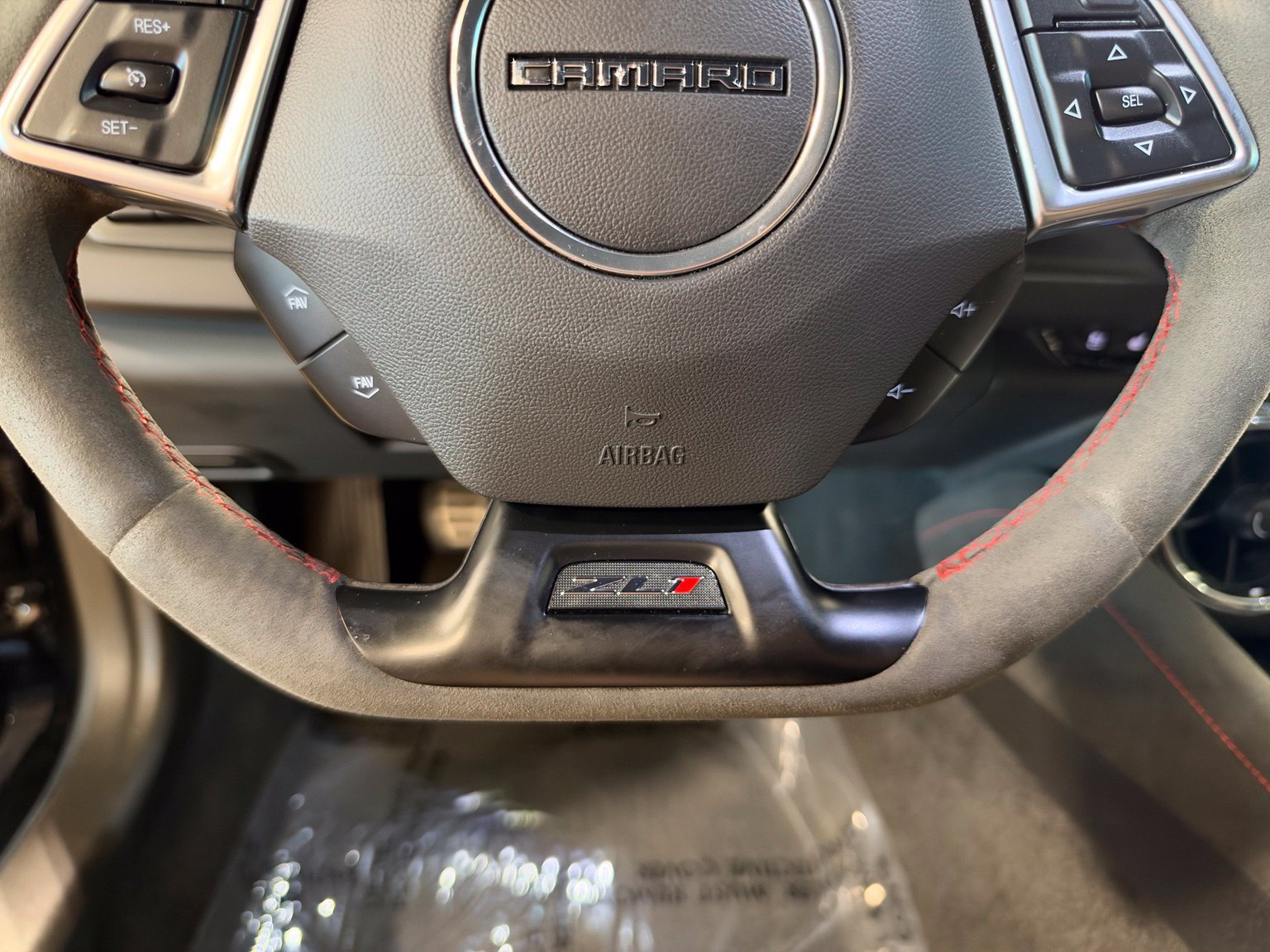 Used 2019 Chevrolet Camaro ZL1 RWD image 29
