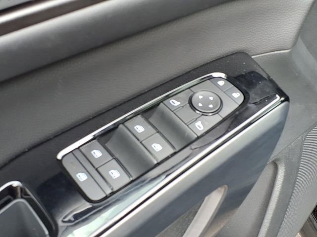 New 2026 Nissan Pathfinder SL image 17