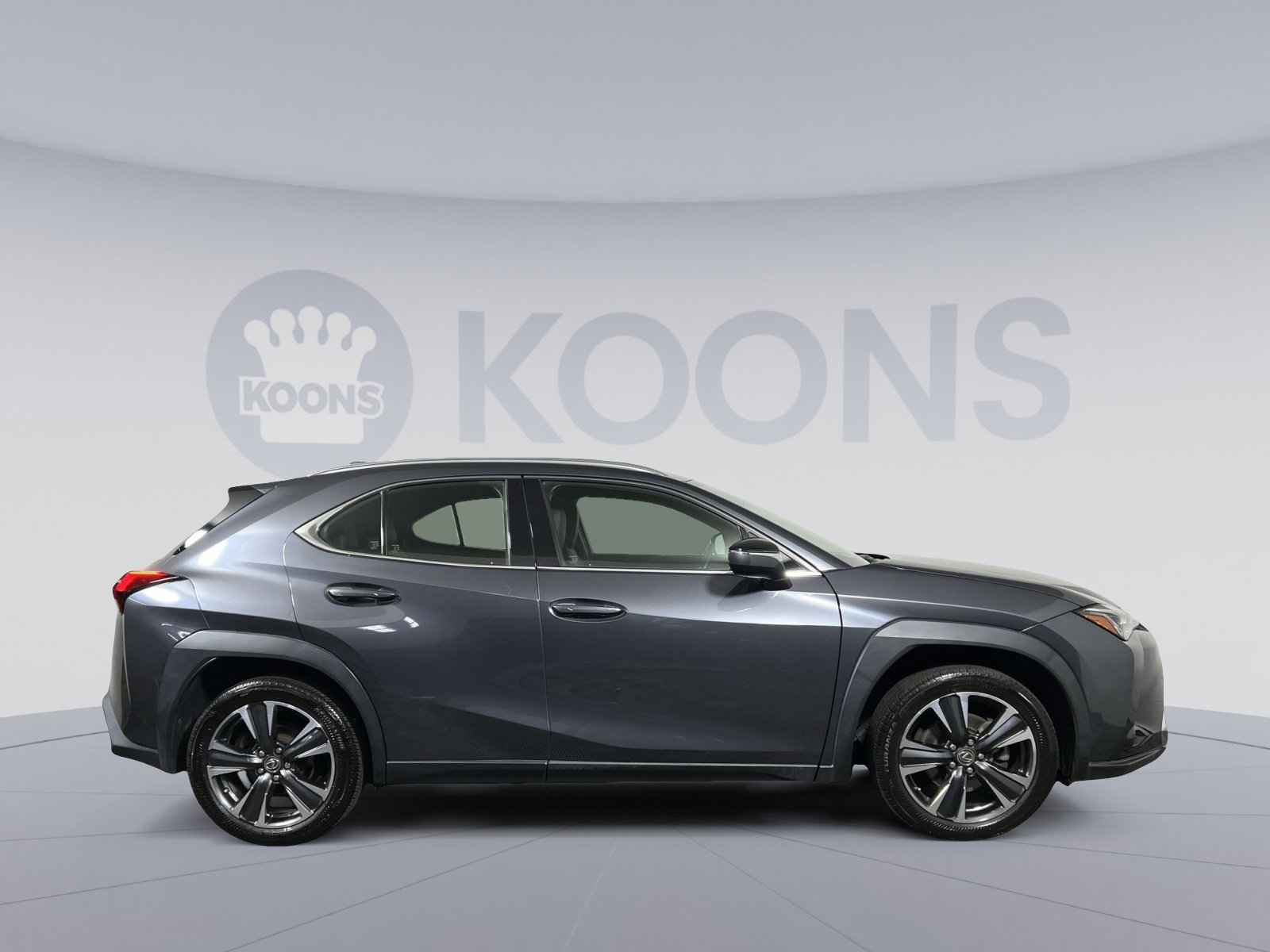 Used 2022 Lexus UX 200 w/ Accessory Package (Z2) image 8