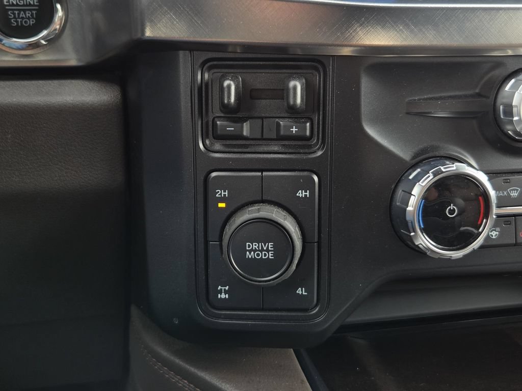 Used 2025 Ford F250 King Ranch AWD/4WD image 30