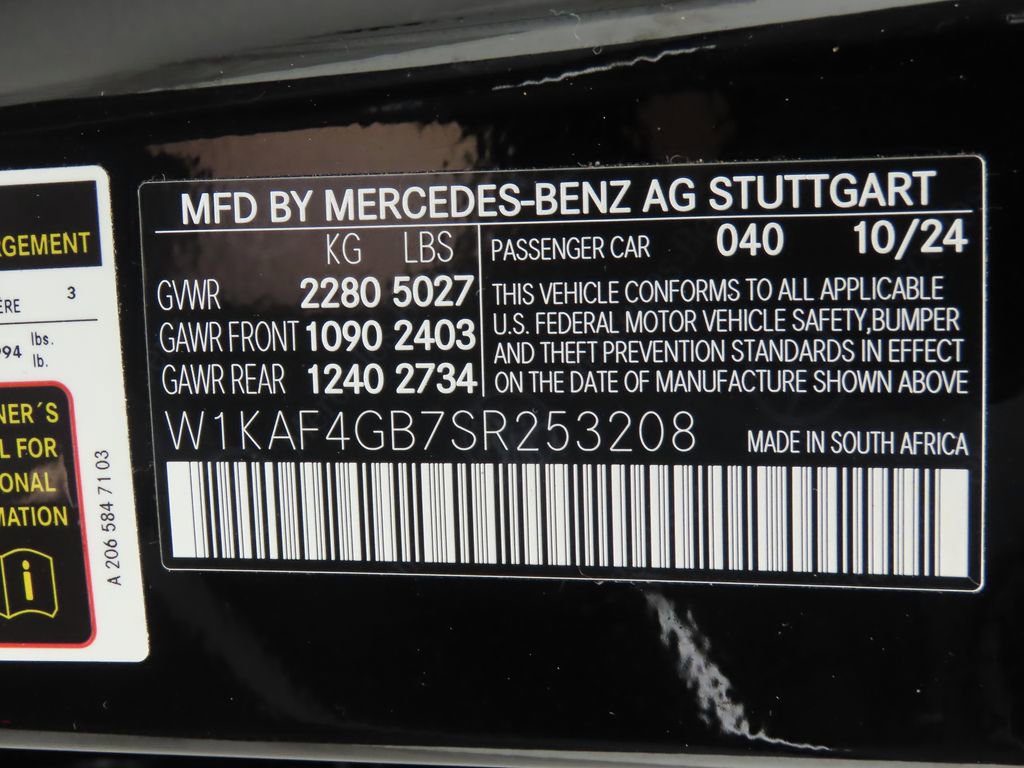 Used 2025 Mercedes-Benz C 300 Sedan image 35