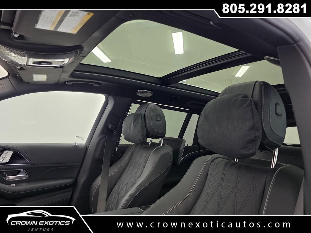 Used 2026 Mercedes-Benz Maybach GLS 600 4MATIC image 35